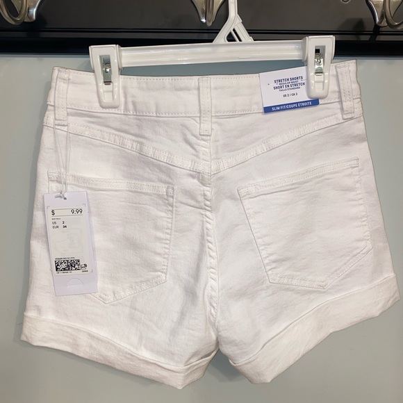 Penn State H&M, NWT, white stretch jean shorts size 2 w/ Penn State We Are! - Picture 8 of 12